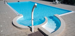 docce-piscina-alluminio.jpg